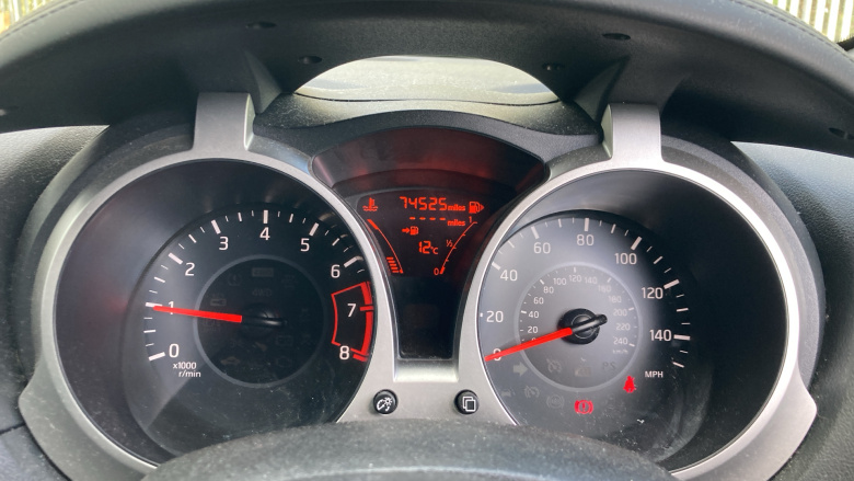 Nissan Juke 1.2 DiG-T N-Connecta 5dr Petrol Hatchback